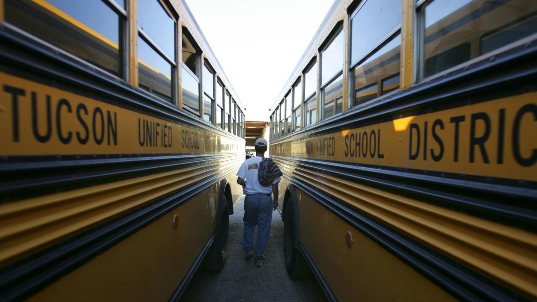 Arizona plans to use Volkswagen settlement to replace aging school buses